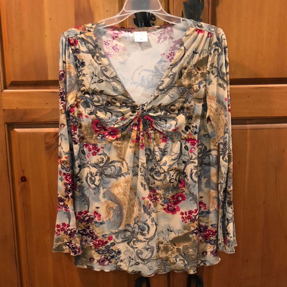 Maternity 👣 Top